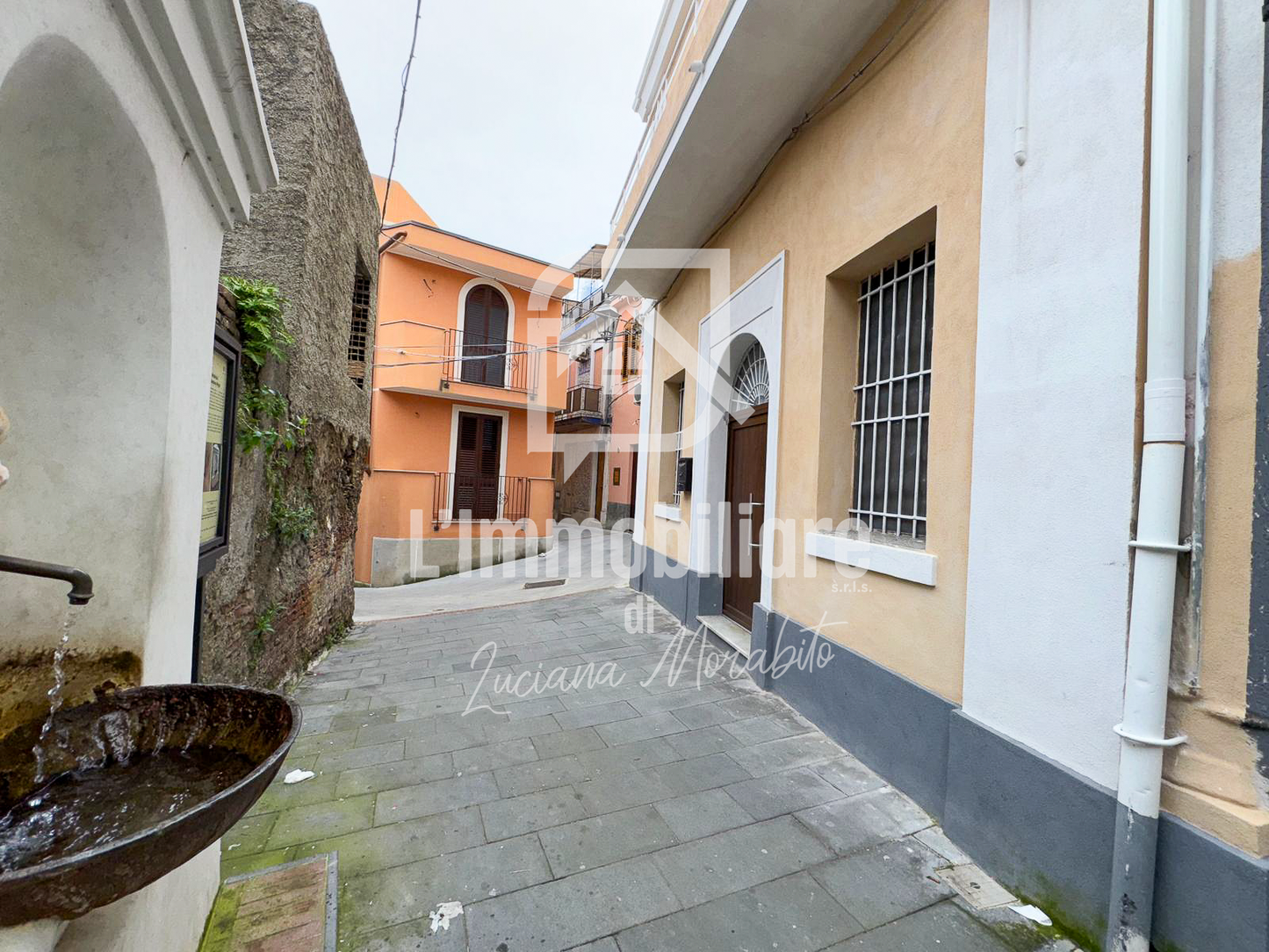 Casa indipendente in vendita in via F. Crispi 1 S. Stefano Briga, Messina rif. 33409385