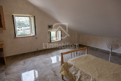 Villa in vendita in contrada Ortera S. Margherita, Messina rif. 31753423