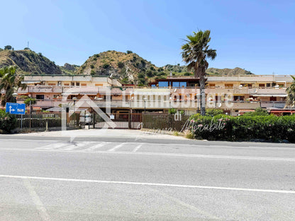 Quadrilocale in vendita in Via Nazionale s.n.c., S. Margherita, Messina rif. 35854659