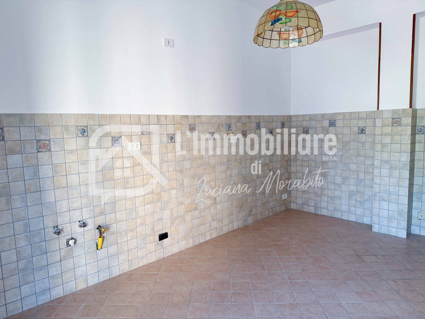 Trilocale in vendita in Via Nazionale 36 bis, Messina rif. 36221443