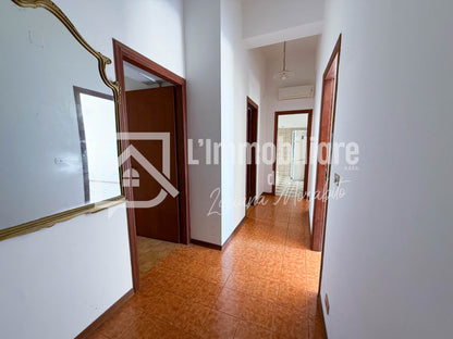 Trilocale in vendita in Via Francesco Crispi 327 Alì Terme, Messina rif. 36260409