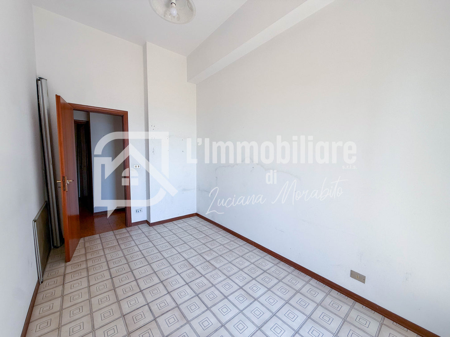 Trilocale in vendita in Via Francesco Crispi 327 Alì Terme, Messina rif. 36260409