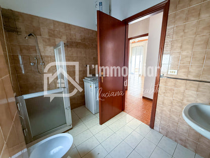 Trilocale in vendita in Via Francesco Crispi 327 Alì Terme, Messina rif. 36260409
