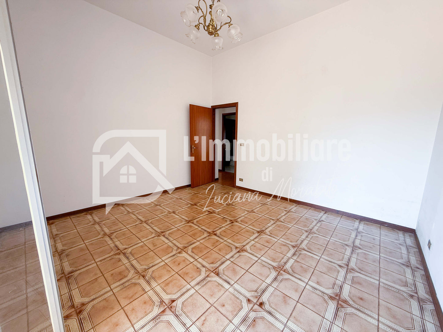 Trilocale in vendita in Via Francesco Crispi 327 Alì Terme, Messina rif. 36260409