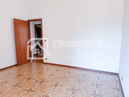 Trilocale in vendita in Via Francesco Crispi 327 Alì Terme, Messina rif. 36260409