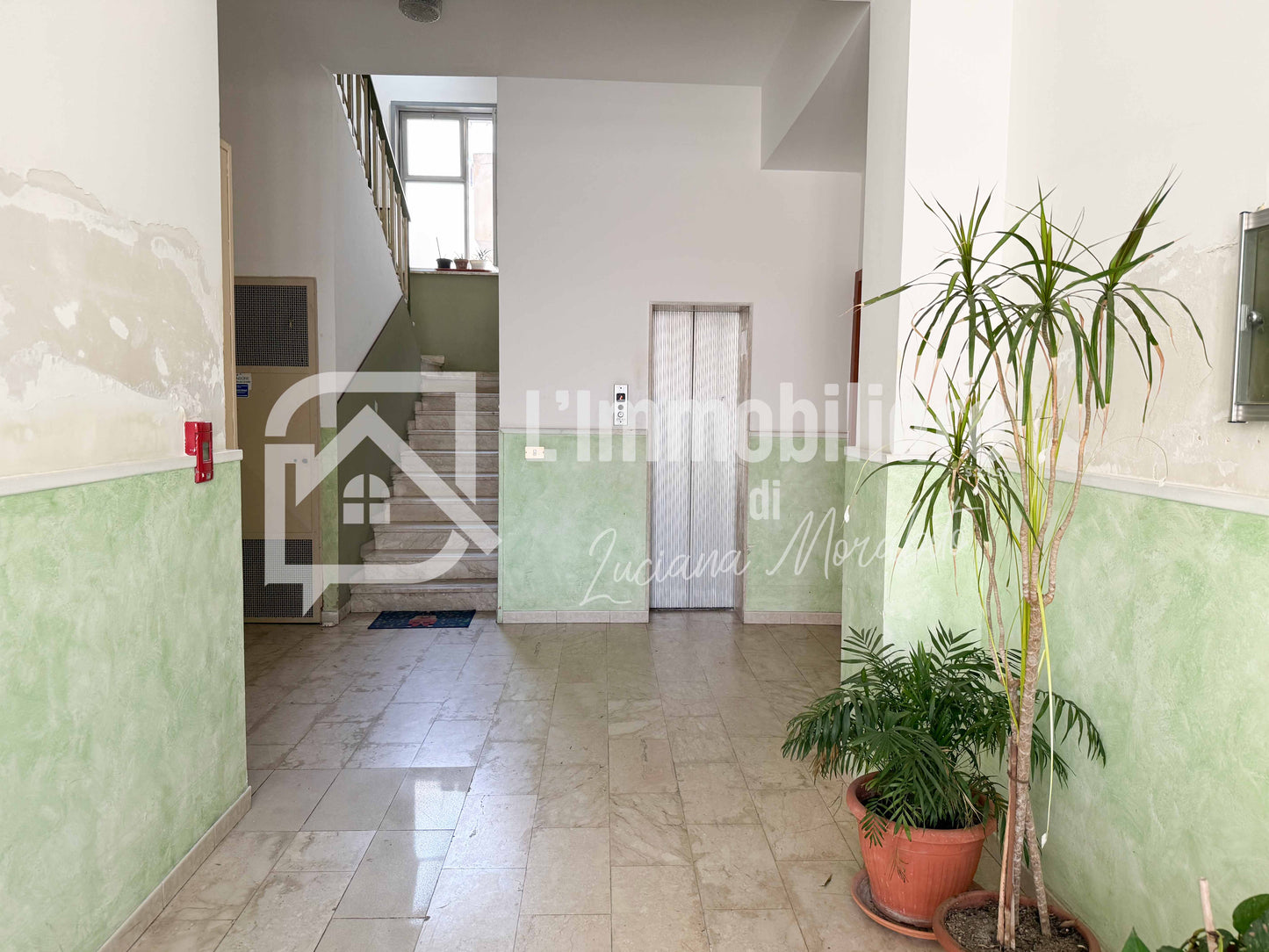 Trilocale in vendita in Via Francesco Crispi 327 Alì Terme, Messina rif. 36260409