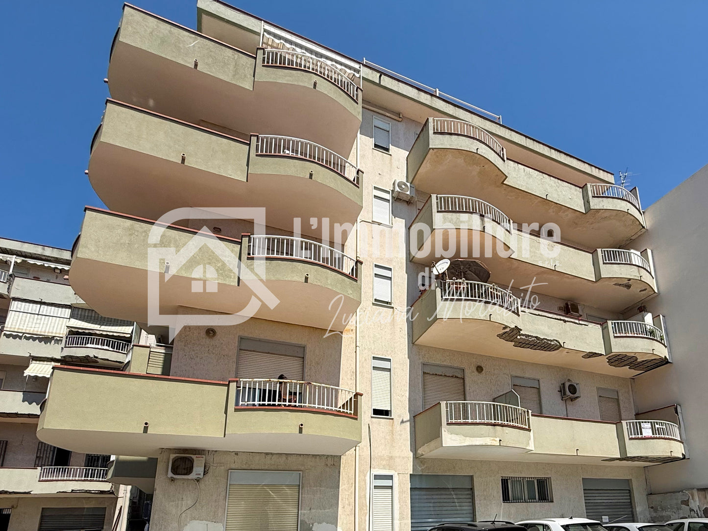 Trilocale in vendita in Via Francesco Crispi 327 Alì Terme, Messina rif. 36260409