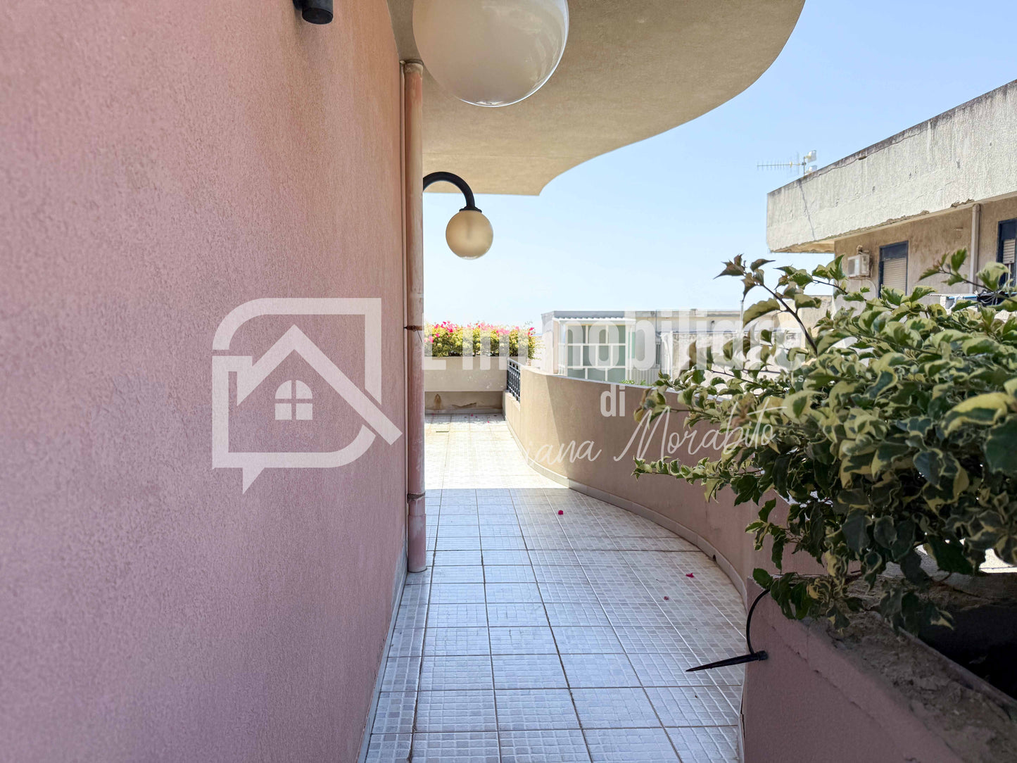 Edificio Residenziale in vendita in Strada Statale 114 Orientale Sicula, Messina rif. 54456877