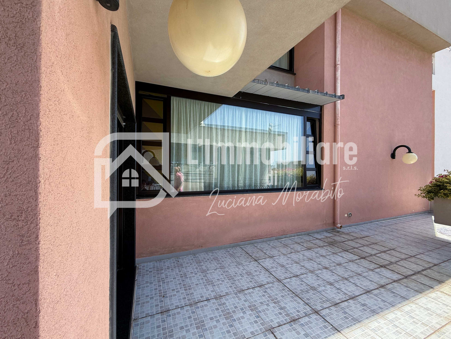 Edificio Residenziale in vendita in Strada Statale 114 Orientale Sicula, Messina rif. 54456877