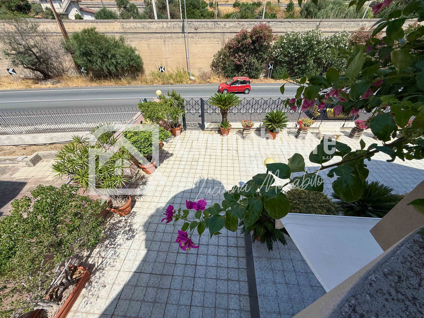 Edificio Residenziale in vendita in Strada Statale 114 Orientale Sicula, Messina rif. 54456877