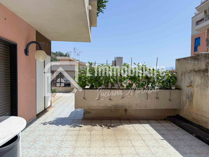 Edificio Residenziale in vendita in Strada Statale 114 Orientale Sicula, Messina rif. 54456877