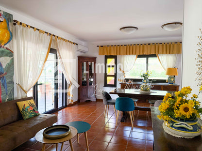 Edificio Residenziale in vendita in Strada Statale 114 Orientale Sicula, Messina rif. 54456877