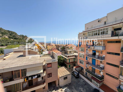 Edificio Residenziale in vendita in Strada Statale 114 Orientale Sicula, Messina rif. 54456877