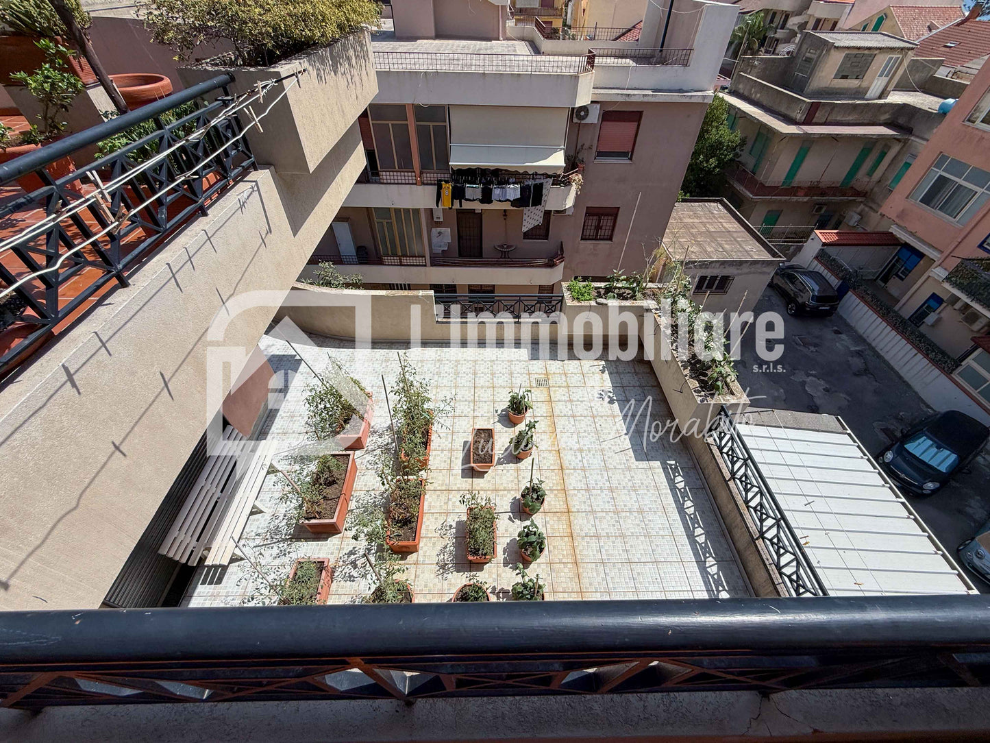Edificio Residenziale in vendita in Strada Statale 114 Orientale Sicula, Messina rif. 54456877