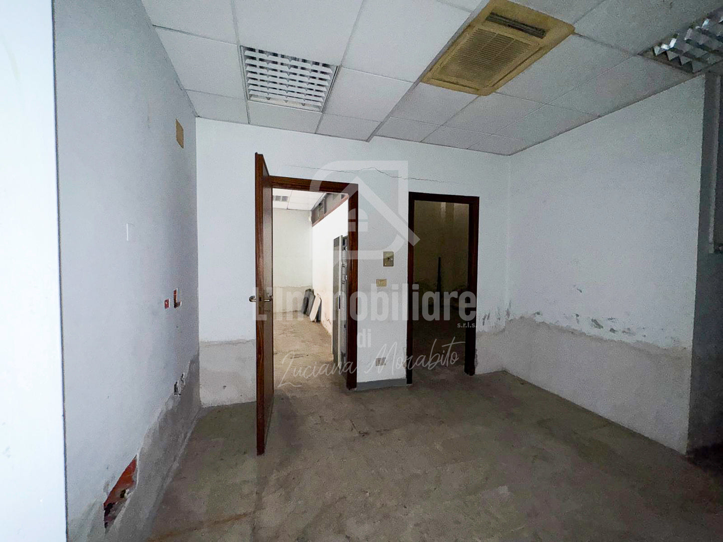 Locale in vendita/affitto ad Itala in via Roma 84 , Messina rif. 32146285