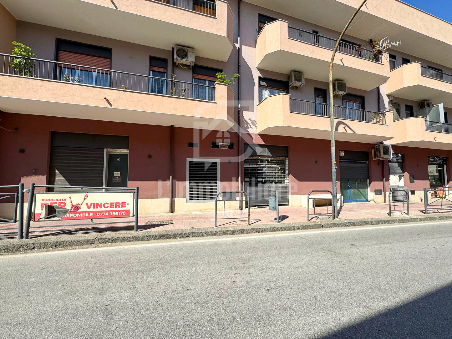 Locale in vendita/affitto ad Itala in via Roma 84 , Messina rif. 32146285