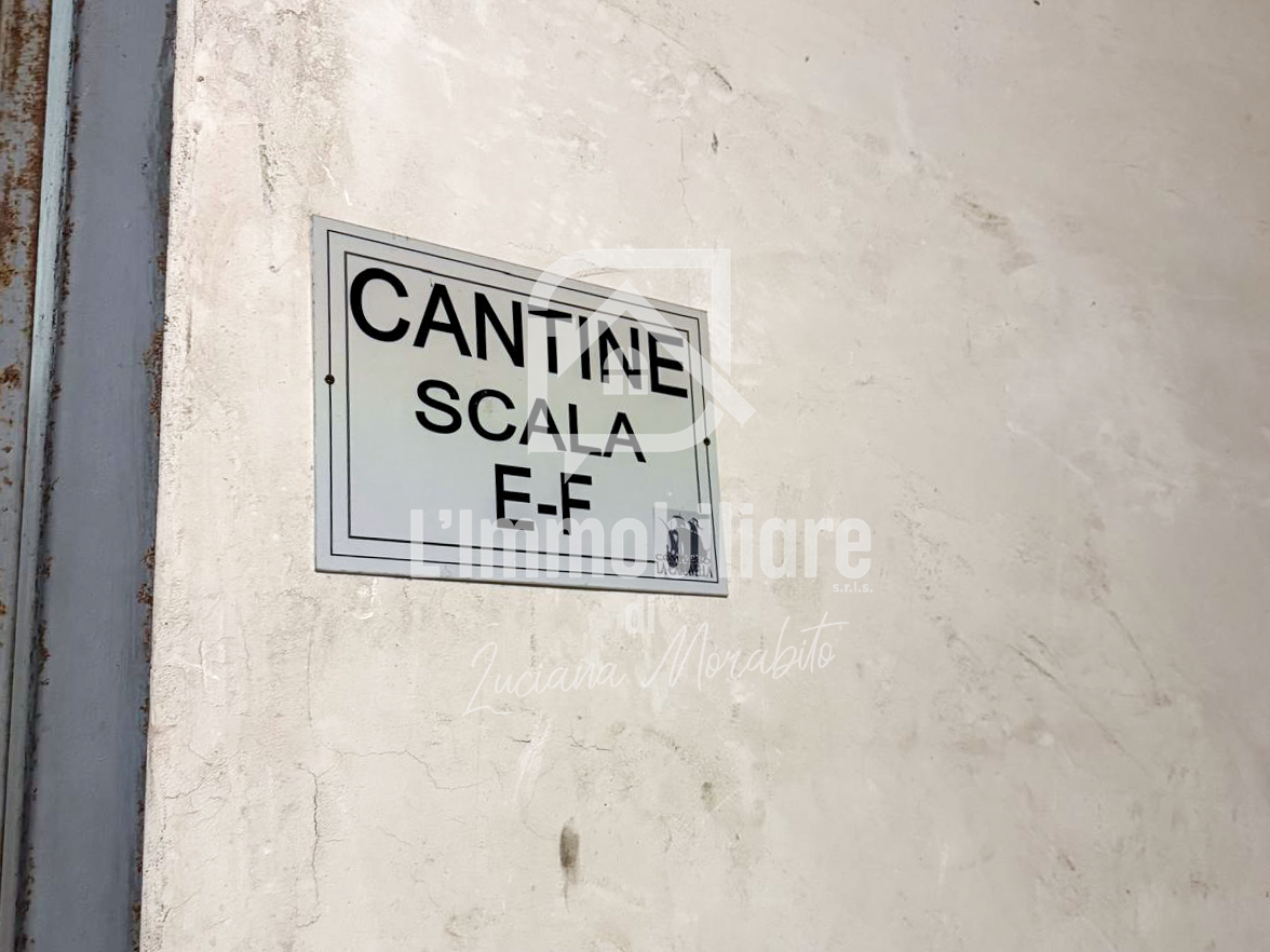 Cantina in vendita in via Amerigo Vespucci, Messina rif. 34157128