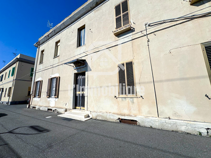 Trilocale in vendita via Stazione s.n.c., Messina rif. 34225057