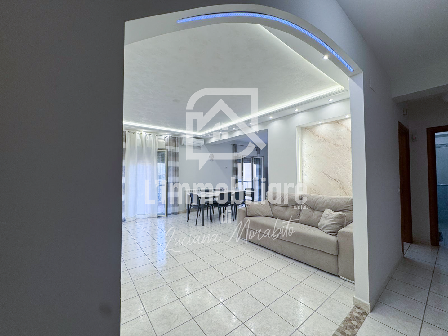 Trilocale in vendita in Via Nazionale 83, Messina rif. 34378242