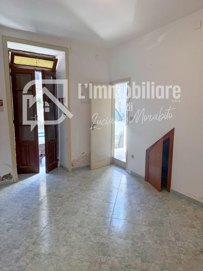 Casa indipendente in vendita in Via San Sebastiano 22, Messina rif. 37061943